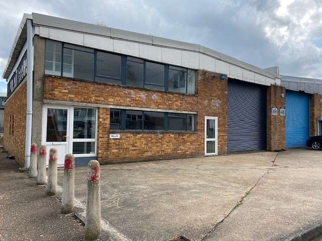 Warehouse Refurbishment Roundtree Way